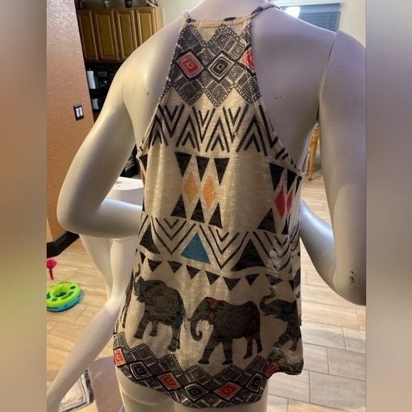 Gaze ivory elephant thin knit tank - Picture 2 of 5